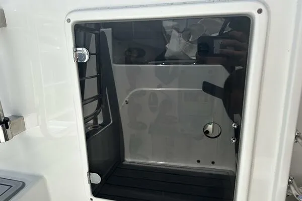 Keys Please! Yacht Photos Pics 