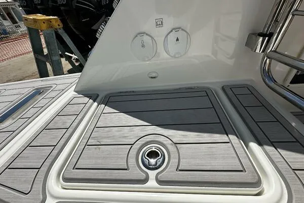 Keys Please! Yacht Photos Pics 