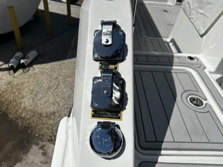 Keys Please! Yacht Photos Pics 