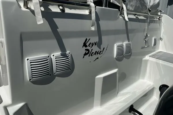 Keys Please! Yacht Photos Pics 