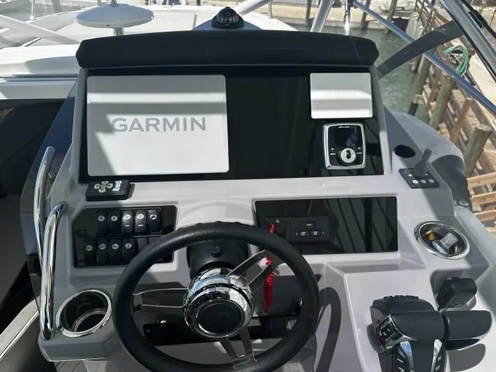 Keys Please! Yacht Photos Pics 