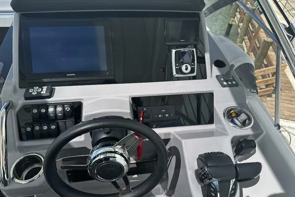 Keys Please! Yacht Photos Pics 