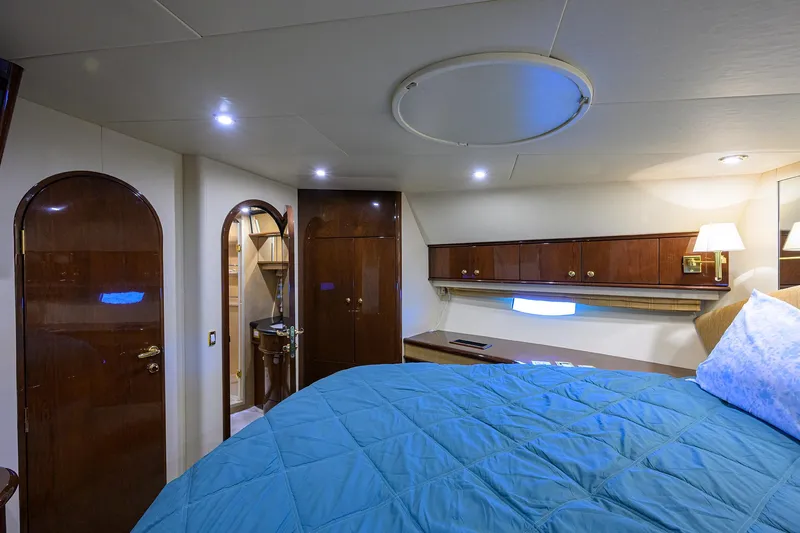 Aye Roller Yacht Photos Pics Neptunus 62 AYE ROLLER - Forward Stateroom Berth & Head Access