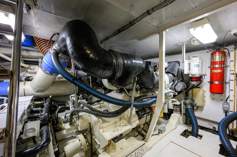 Aye Roller Yacht Photos Pics Neptunus 62 AYE ROLLER - Engine Room