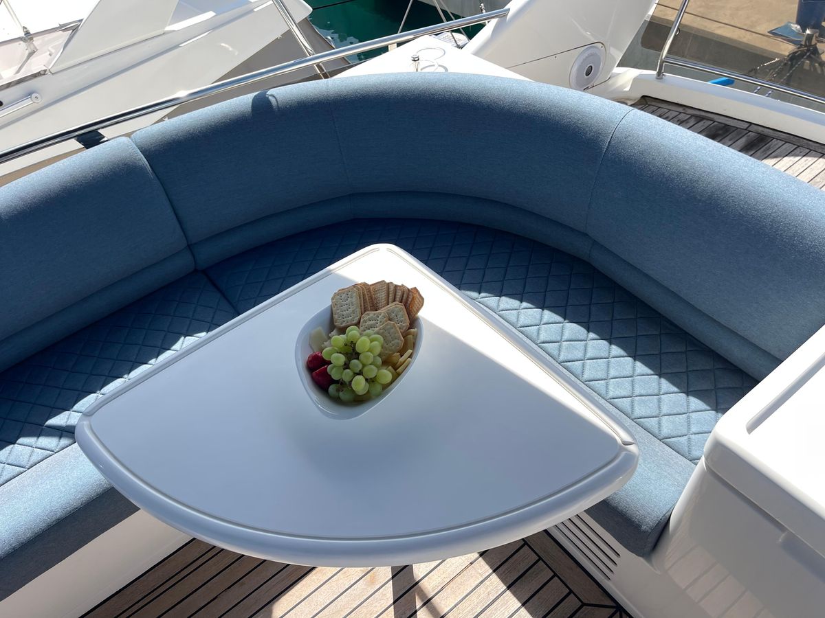 2005 Princess 43 