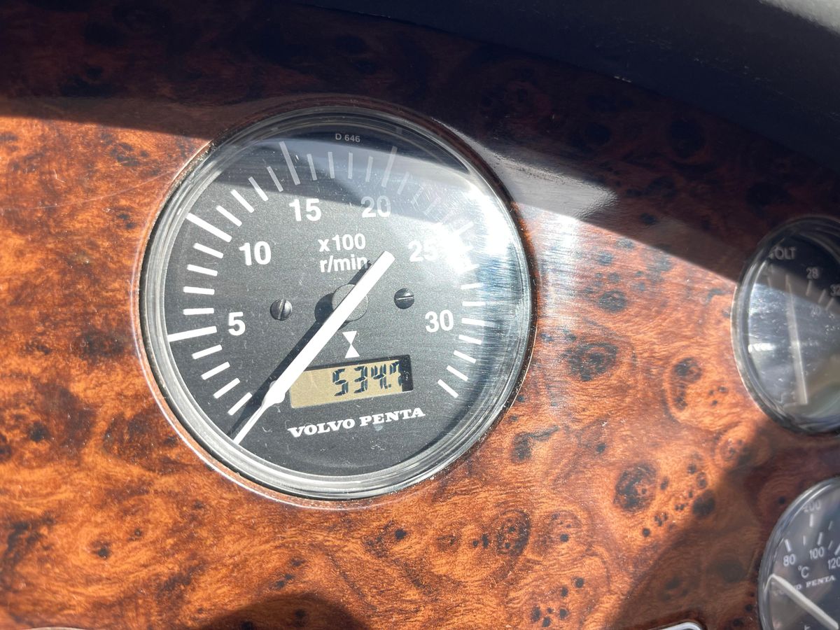 2005 Princess 43 