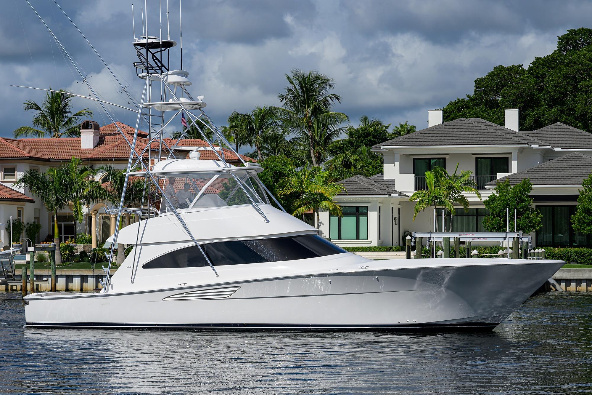Absolut Yacht for Sale | 58 Viking Yachts Palm Beach Gardens, FL