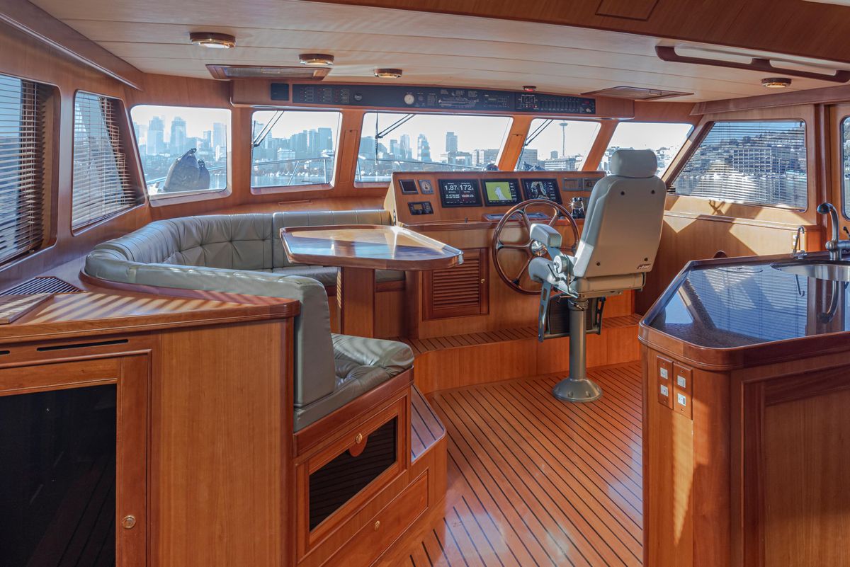 2003 Marlow 72 