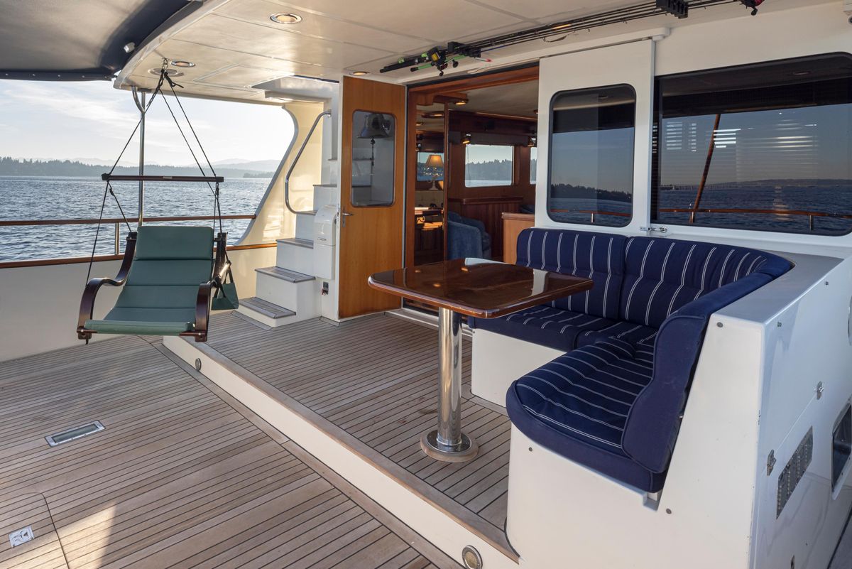 2003 Marlow 72 