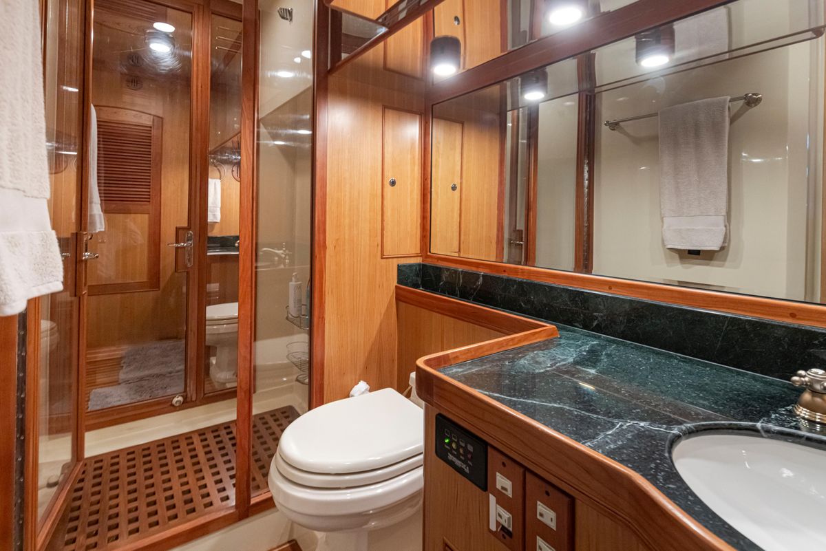 2003 Marlow 72 