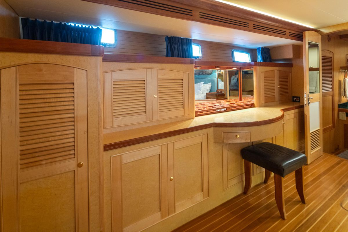 2003 Marlow 72 