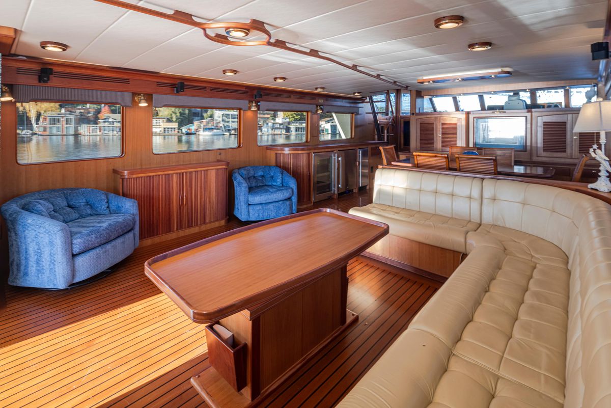 2003 Marlow 72 