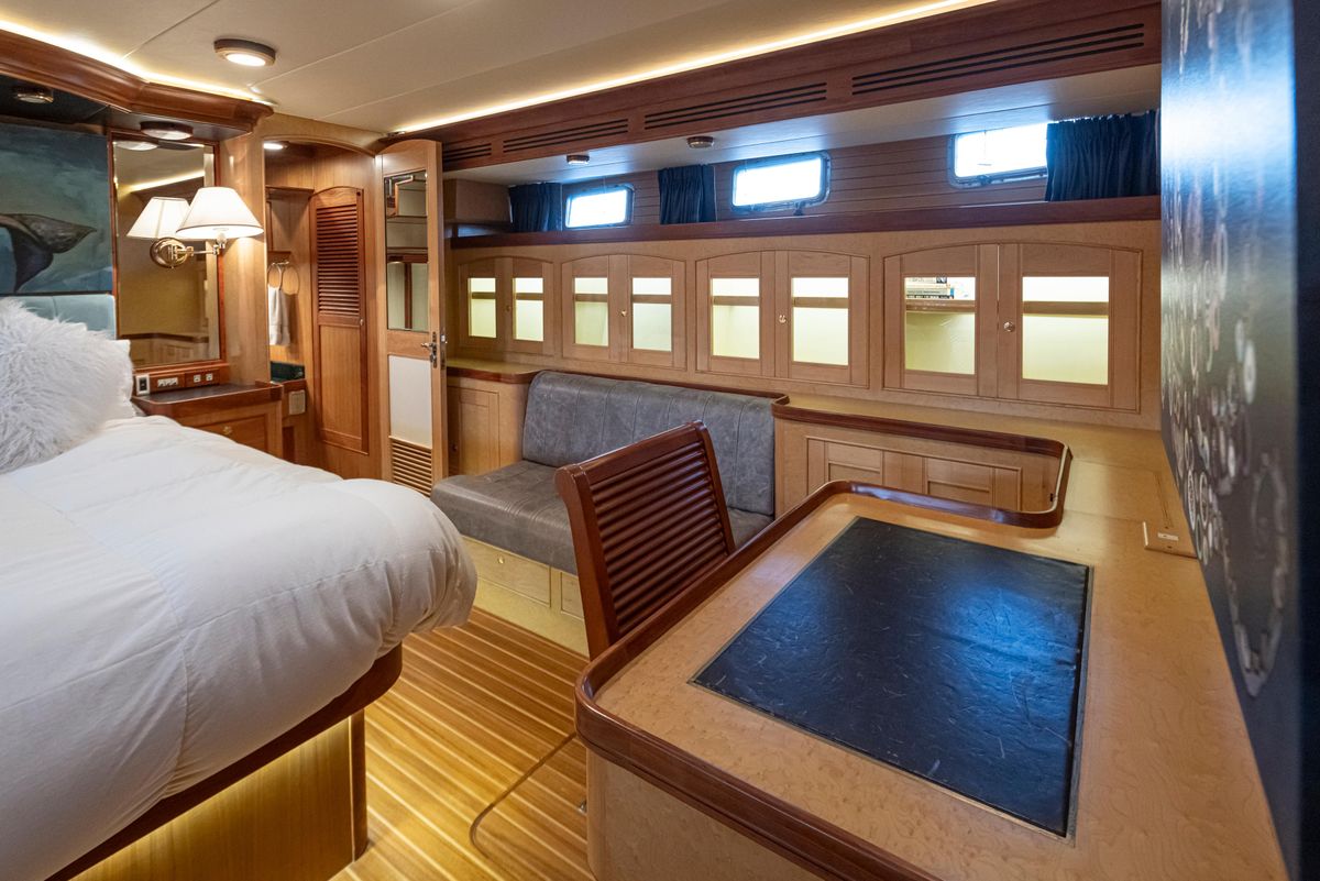 2003 Marlow 72 