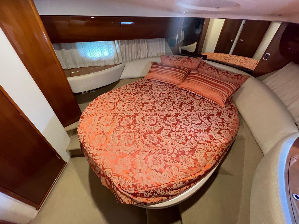 2005 Princess 43 