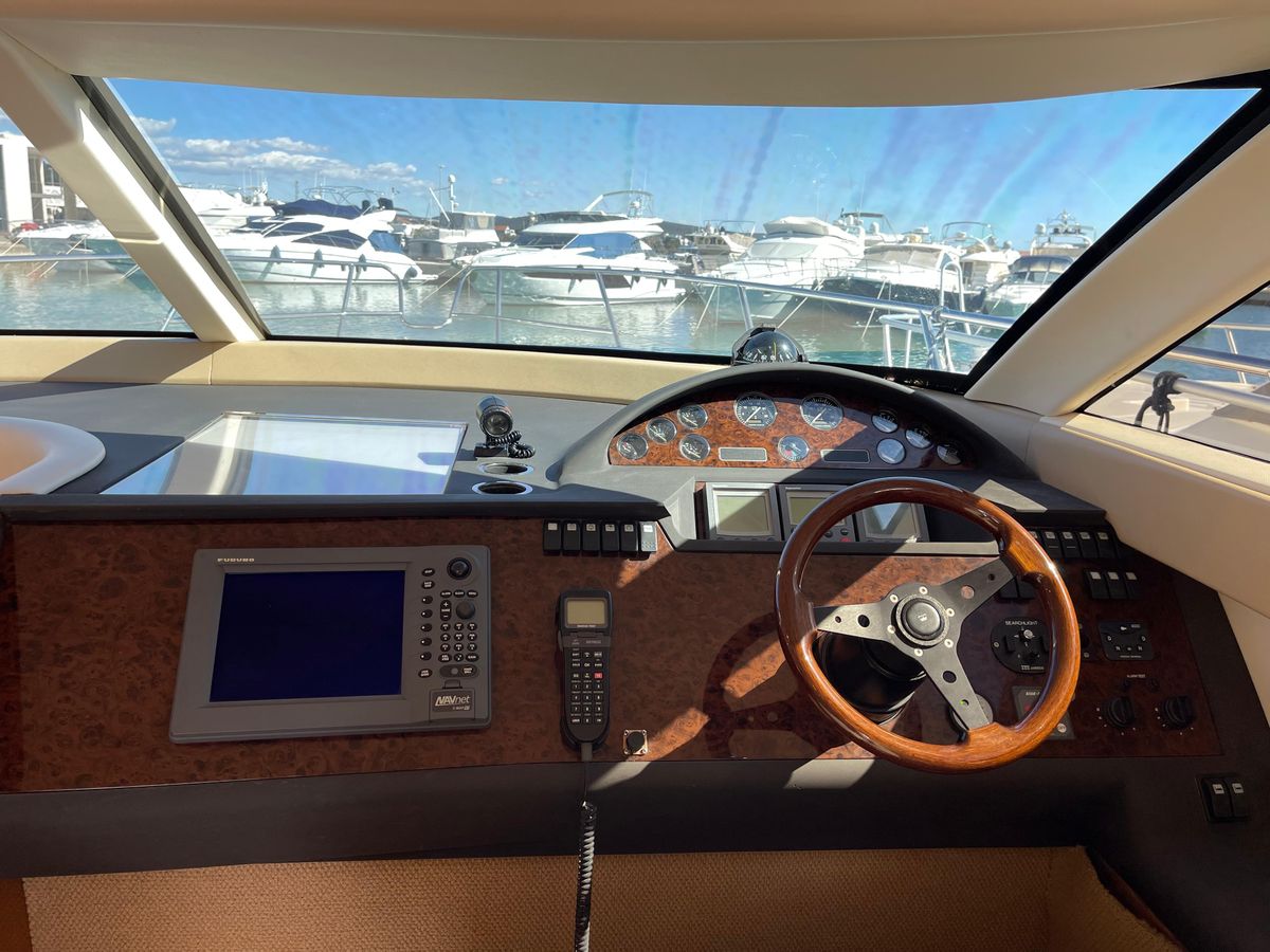 2005 Princess 43 