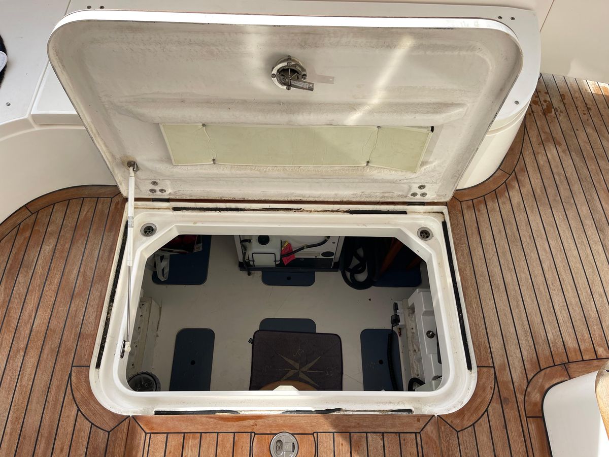 2005 Princess 43 