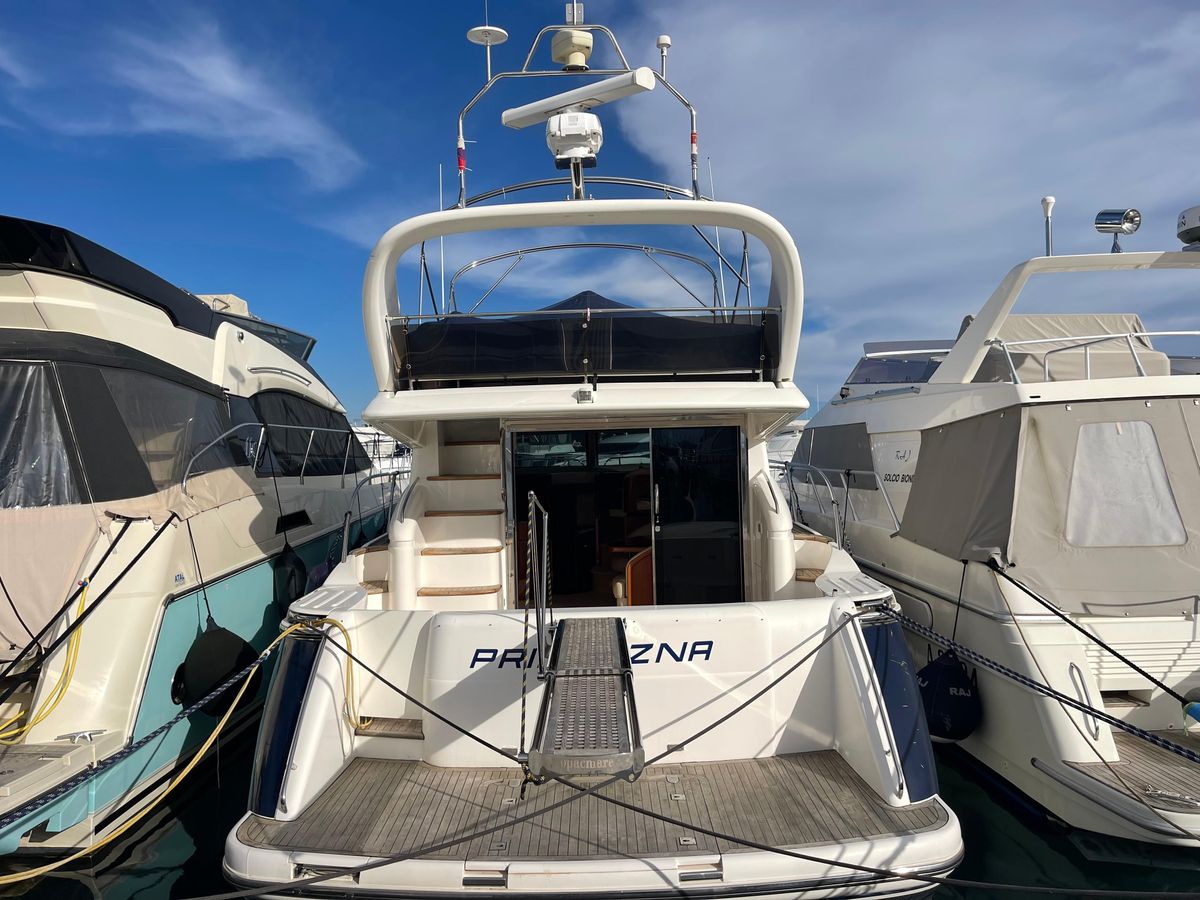 2005 Princess 43 