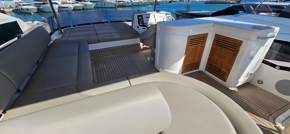 2019 Sunseeker 68 