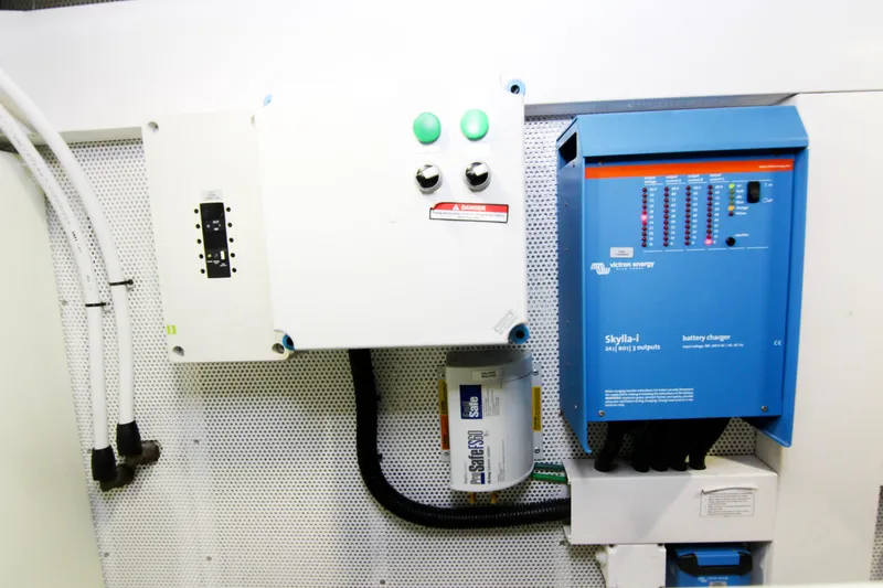 Bugsy Yacht Photos Pics 