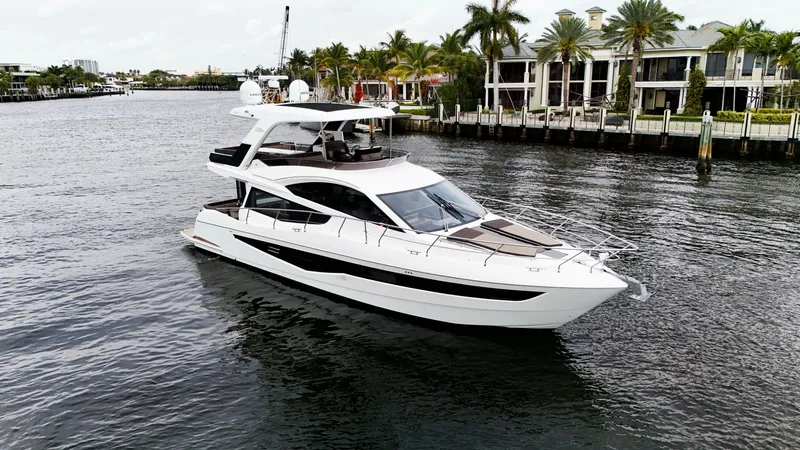 Bugsy Yacht Photos Pics 