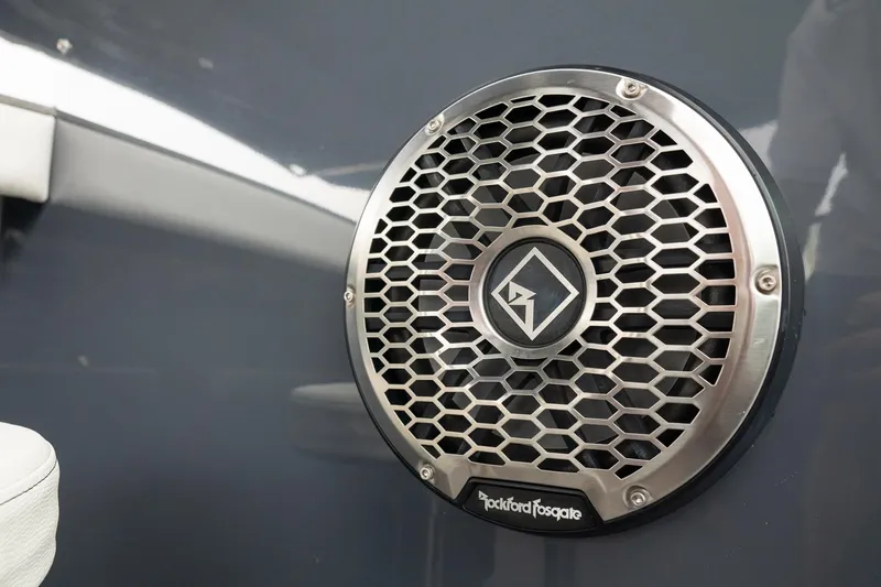 Di Blue Yacht Photos Pics Rockford Fosgate speaker on 2022 Cruisers Yachts 38 GLS boat.