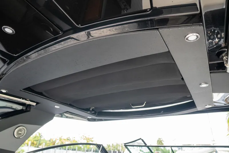 Di Blue Yacht Photos Pics 