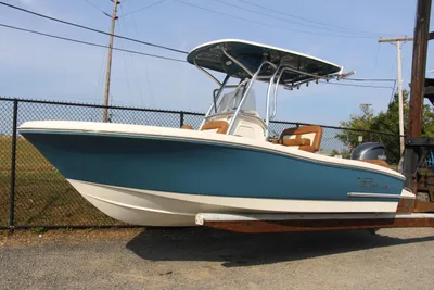 Pioneer 202 Islander