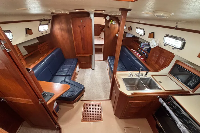 Cool Change Yacht Photos Pics 