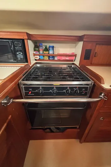 Cool Change Yacht Photos Pics 