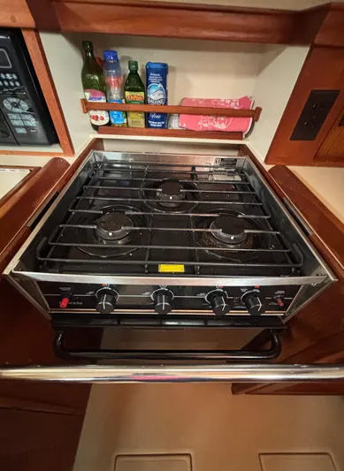 Cool Change Yacht Photos Pics 