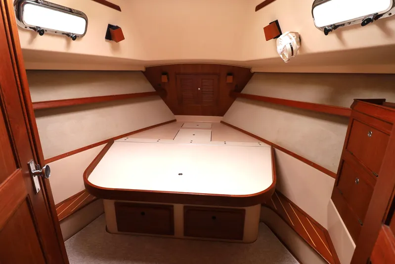 Cool Change Yacht Photos Pics 