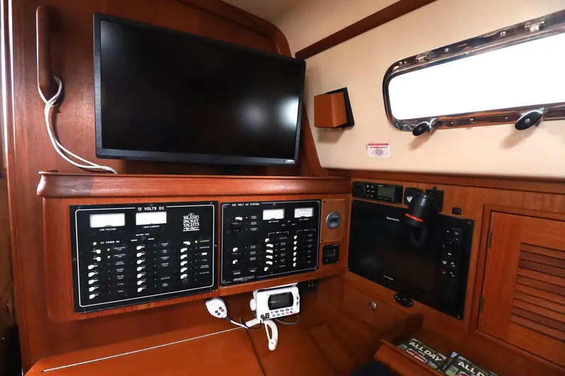 Cool Change Yacht Photos Pics 