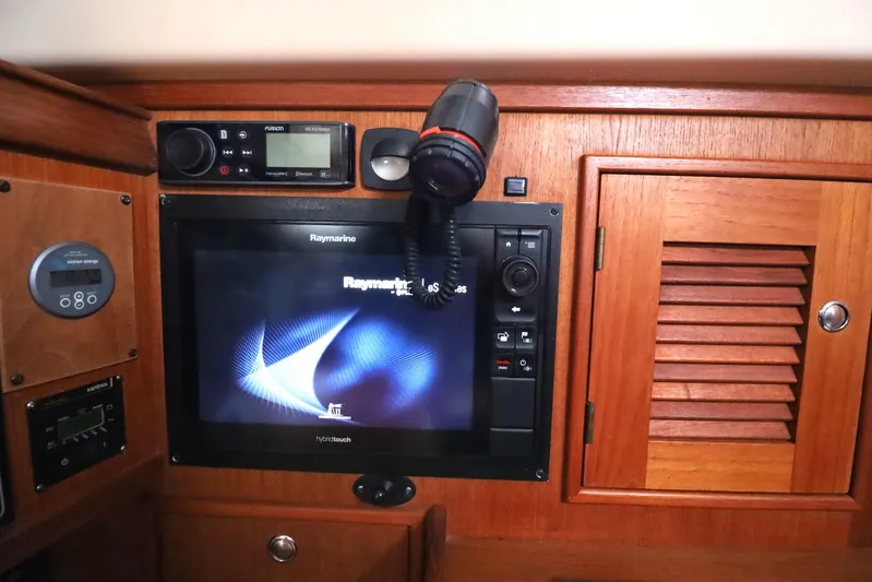 Cool Change Yacht Photos Pics 