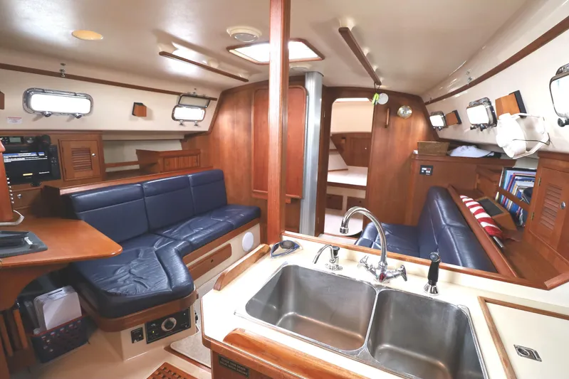 Cool Change Yacht Photos Pics 