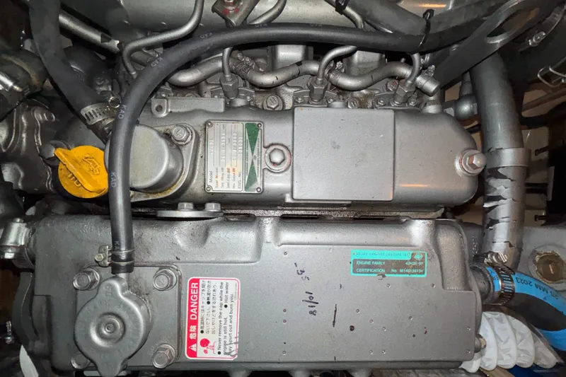 Cool Change Yacht Photos Pics 