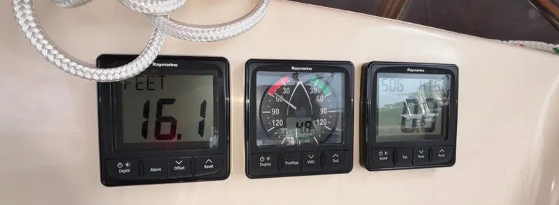 Cool Change Yacht Photos Pics 