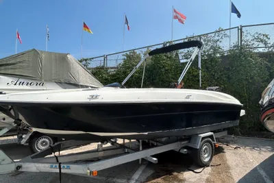 2014 Bayliner Element XL