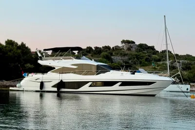 Sunseeker 74 Sport Yacht