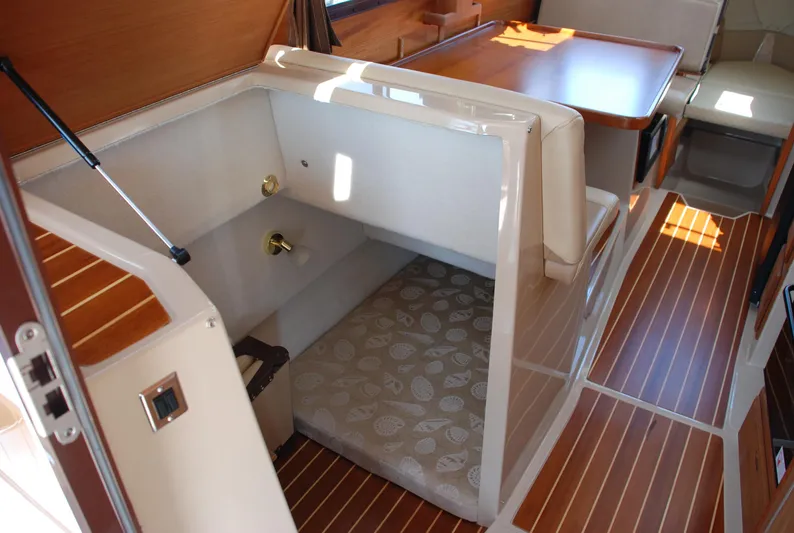 Trade Yacht Photos Pics 