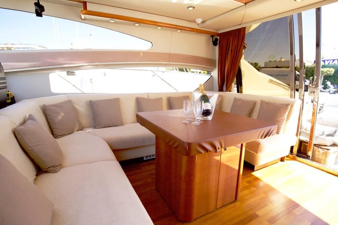 2005 Sunseeker 70 