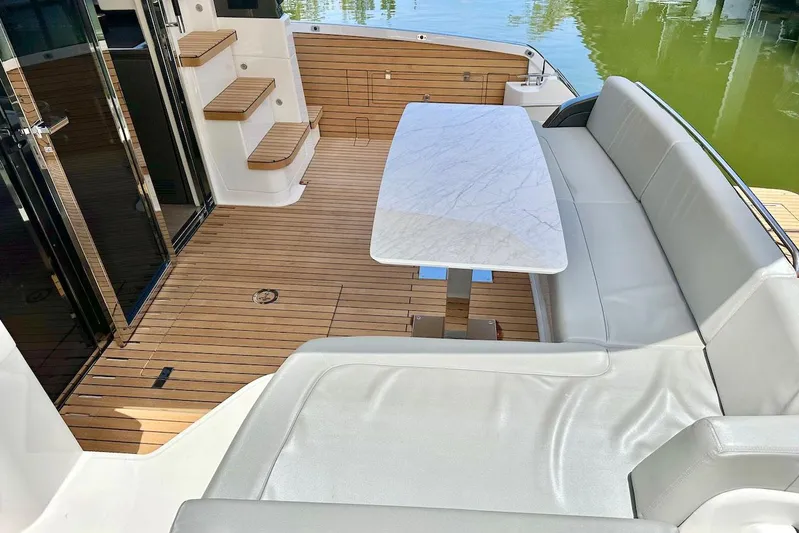  Yacht Photos Pics Manufacturer Provided Image