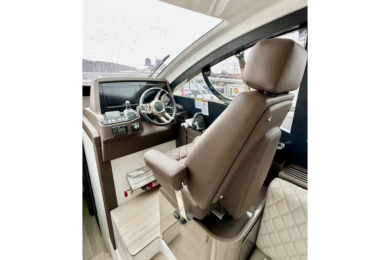  Yacht Photos Pics Manufacturer Provided Image