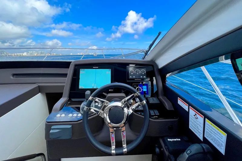  Yacht Photos Pics Manufacturer Provided Image