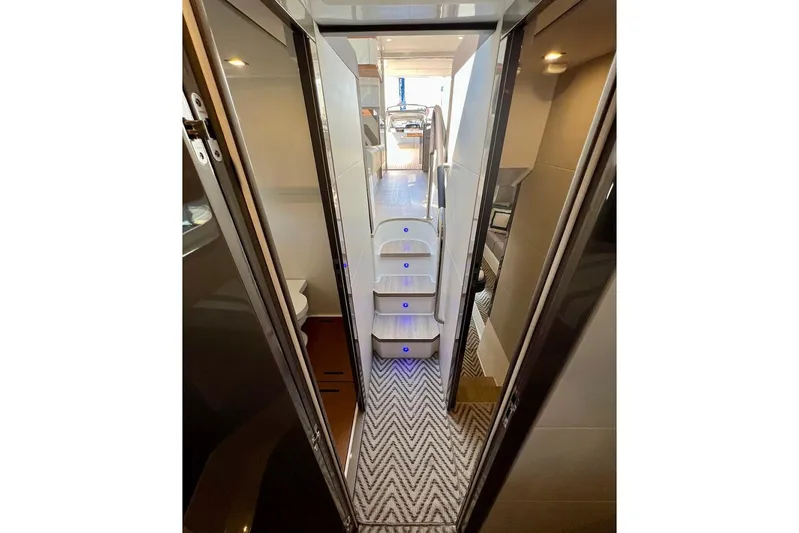  Yacht Photos Pics Manufacturer Provided Image