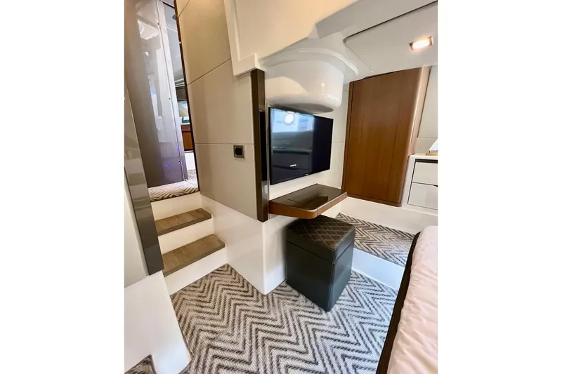  Yacht Photos Pics Manufacturer Provided Image