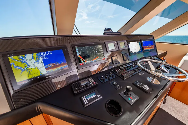 Aces Up Yacht Photos Pics 