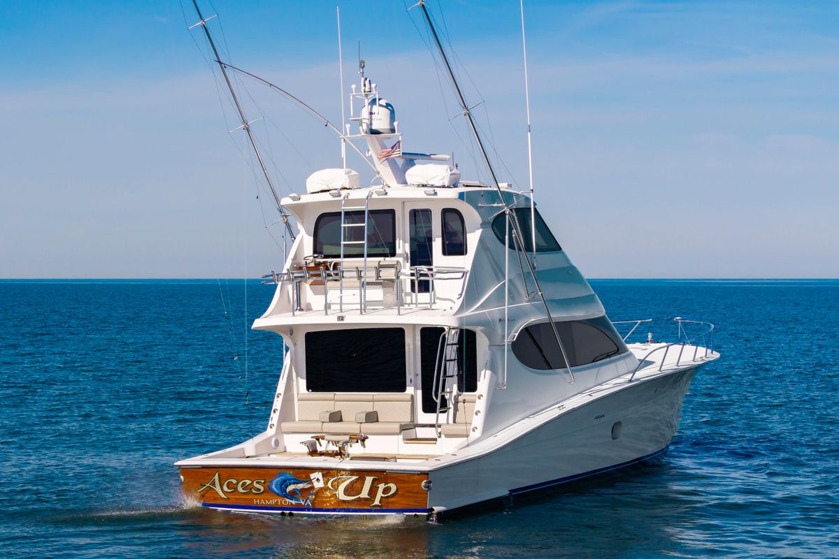 2008 Hatteras 64 