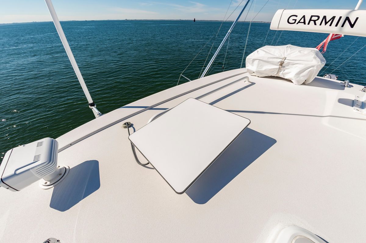 2008 Hatteras 64 