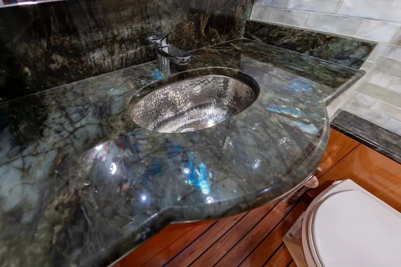 Aces Up Yacht Photos Pics 