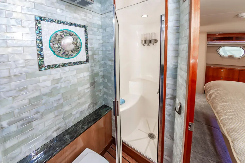 Aces Up Yacht Photos Pics 